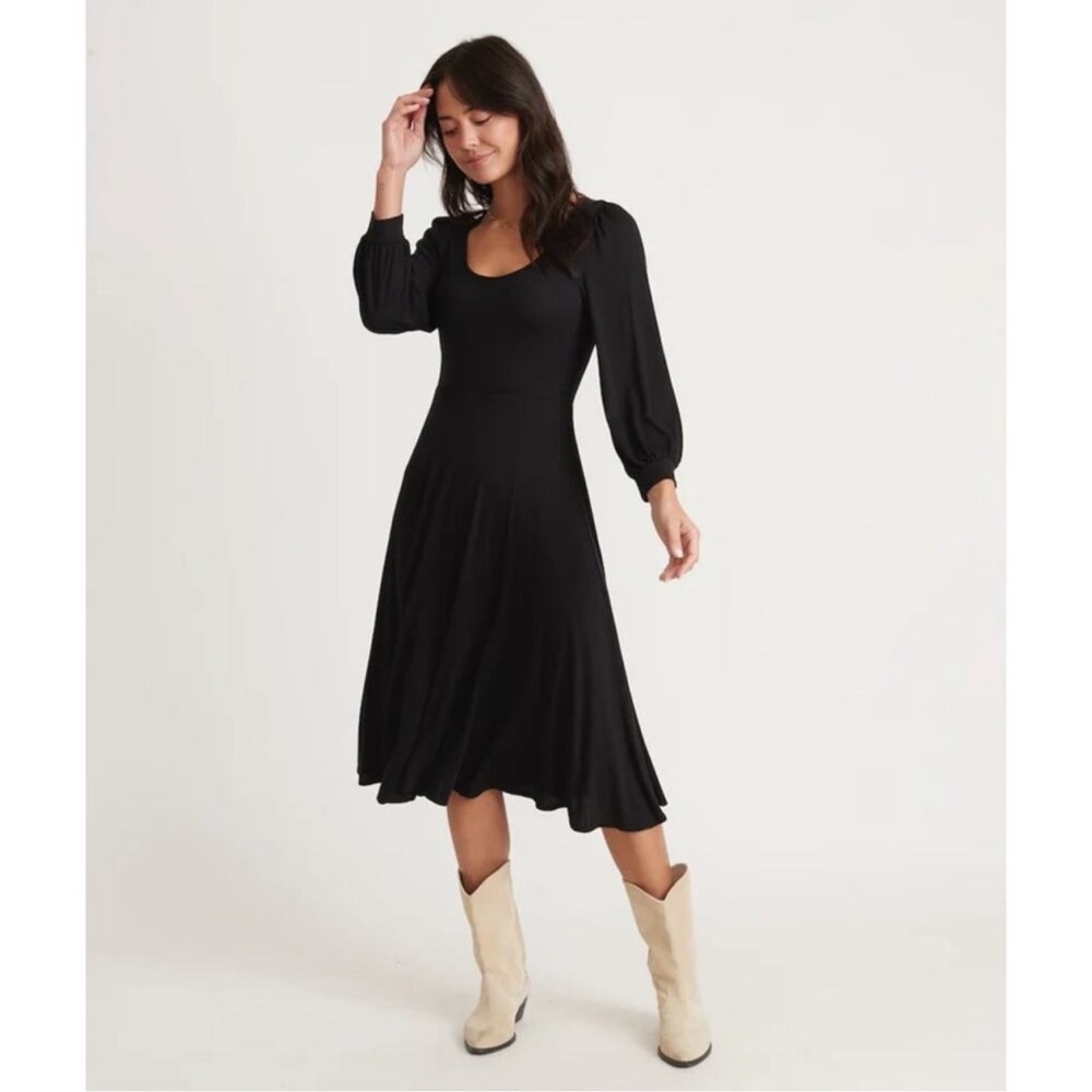 Marine Layer Long Sleeve Midi Fit and Flare, size L, black